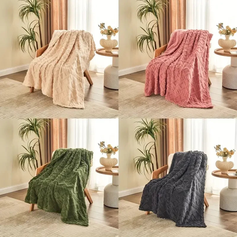 Ultra-Soft 3D Plush 1pc Luxurious Fleece Blanket - Dense Weave for Exceptional Warmth, Cozy Throw
