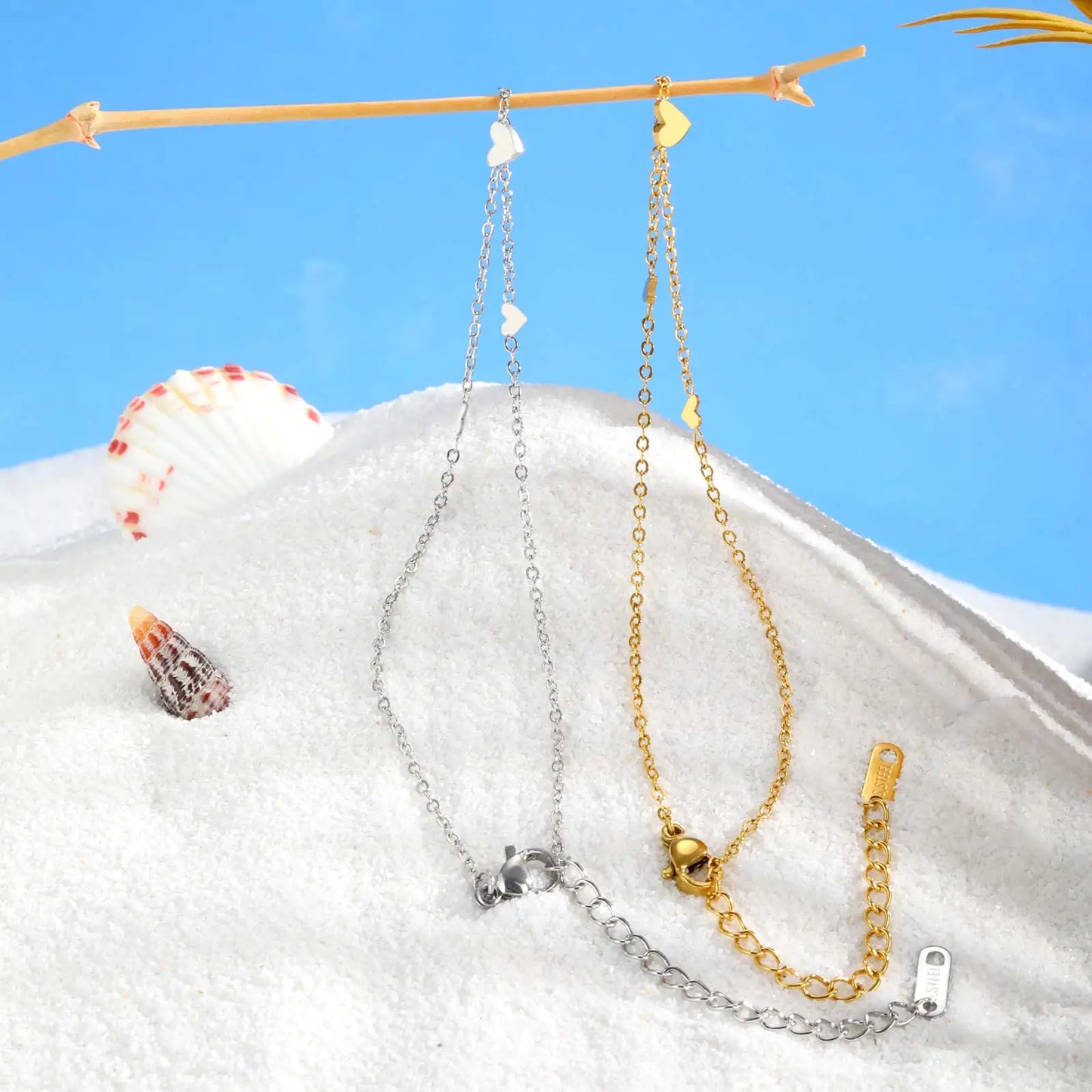 Stainless Steel Heart Anklets for Women, Gold Plated Delicate Anklet Bracelet, Light Luxury Foot Jewelry Party Gifts for Girl