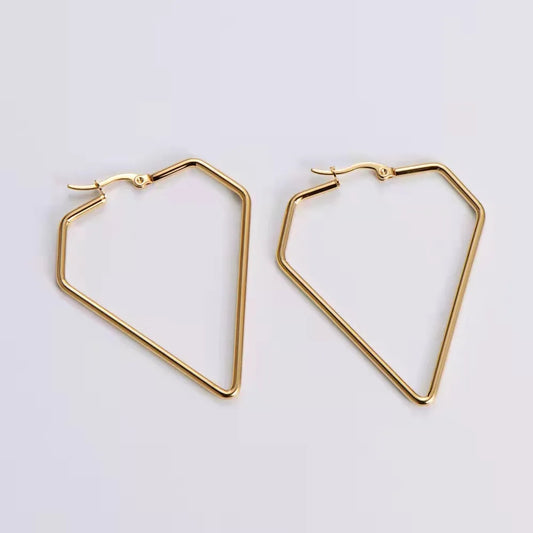 Trendy 1Pair Lovely Women Fashion Personality Exaggerated Hollow Heart Design Earring Cuff For Girl Birthday Jewelry Gift